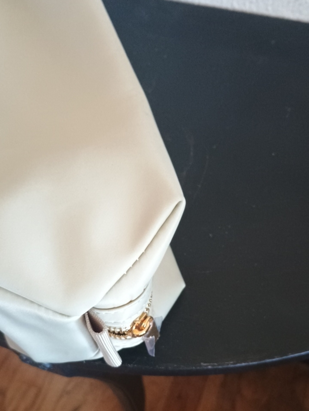 Burberry Toiletry Bag - Picture 7 of 8